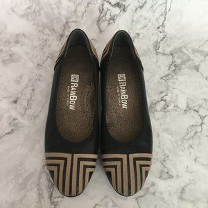 Low Wedge Heel Round Closed Toe